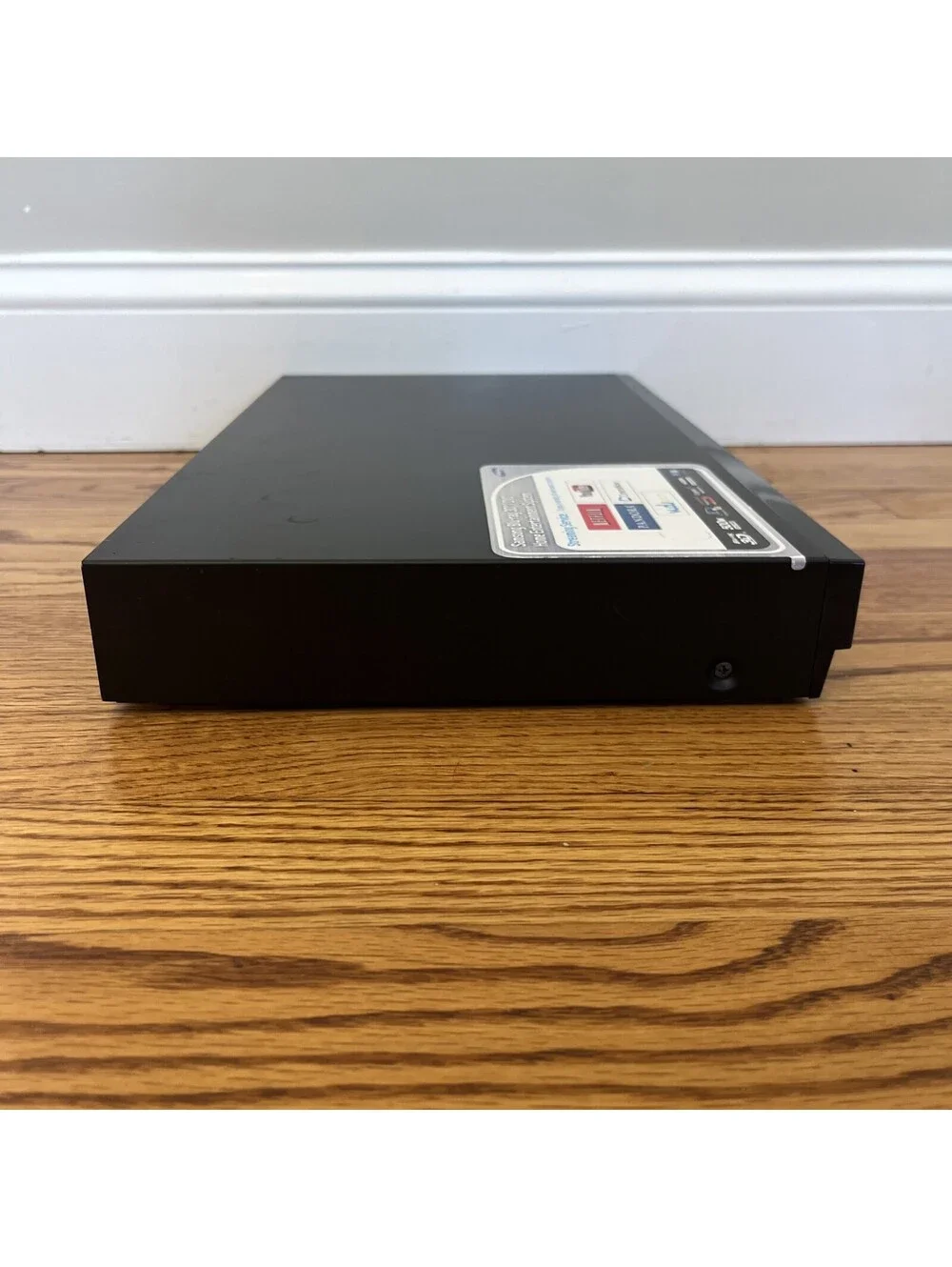 Samsung HT-E4500/ZA 3D Blu-ray Home Theater Receiver With Remote & Cables